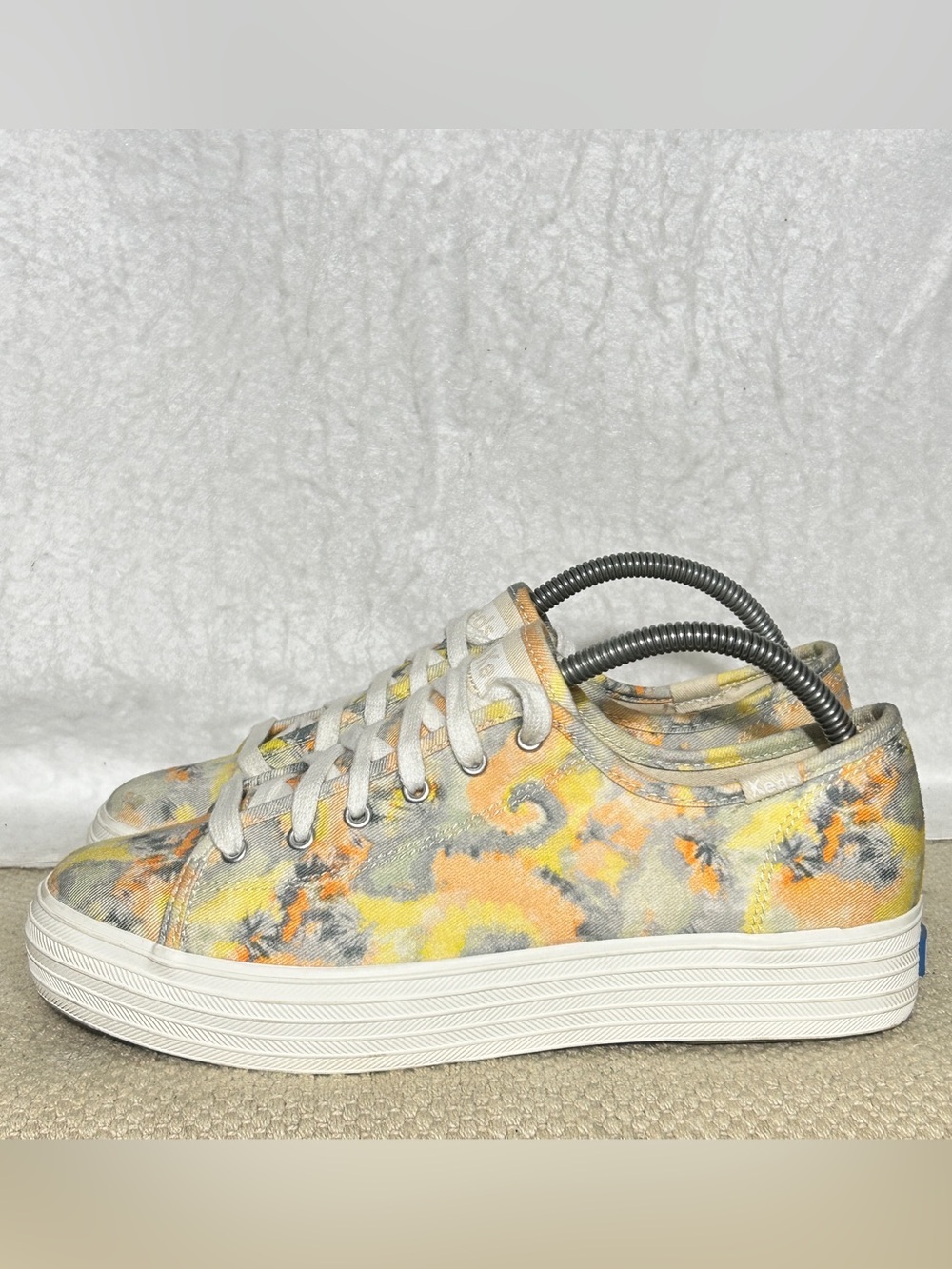 Keds Women's Triple Kick Tie Dye Canvas Platform Fashion Sneakers Shoes SZ US 7 - Picture 2 of 11